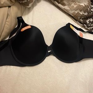 Black womens bra size 40C never worn